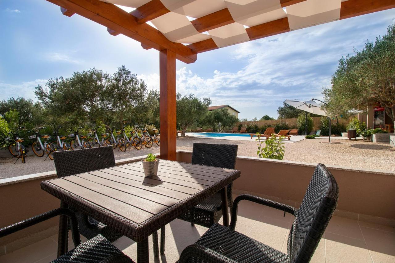Apartmani Olivia Bibinje Esterno foto