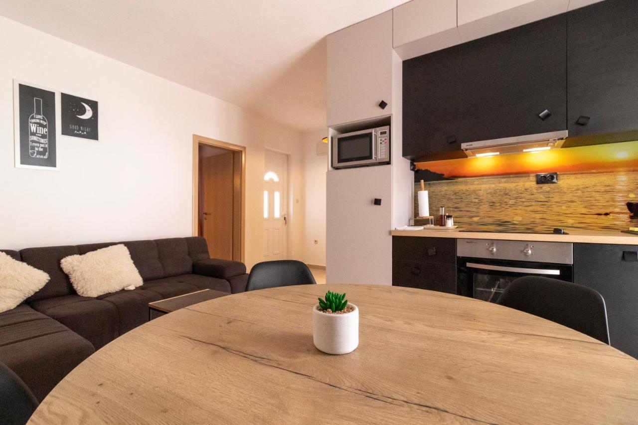Apartmani Olivia Bibinje Esterno foto