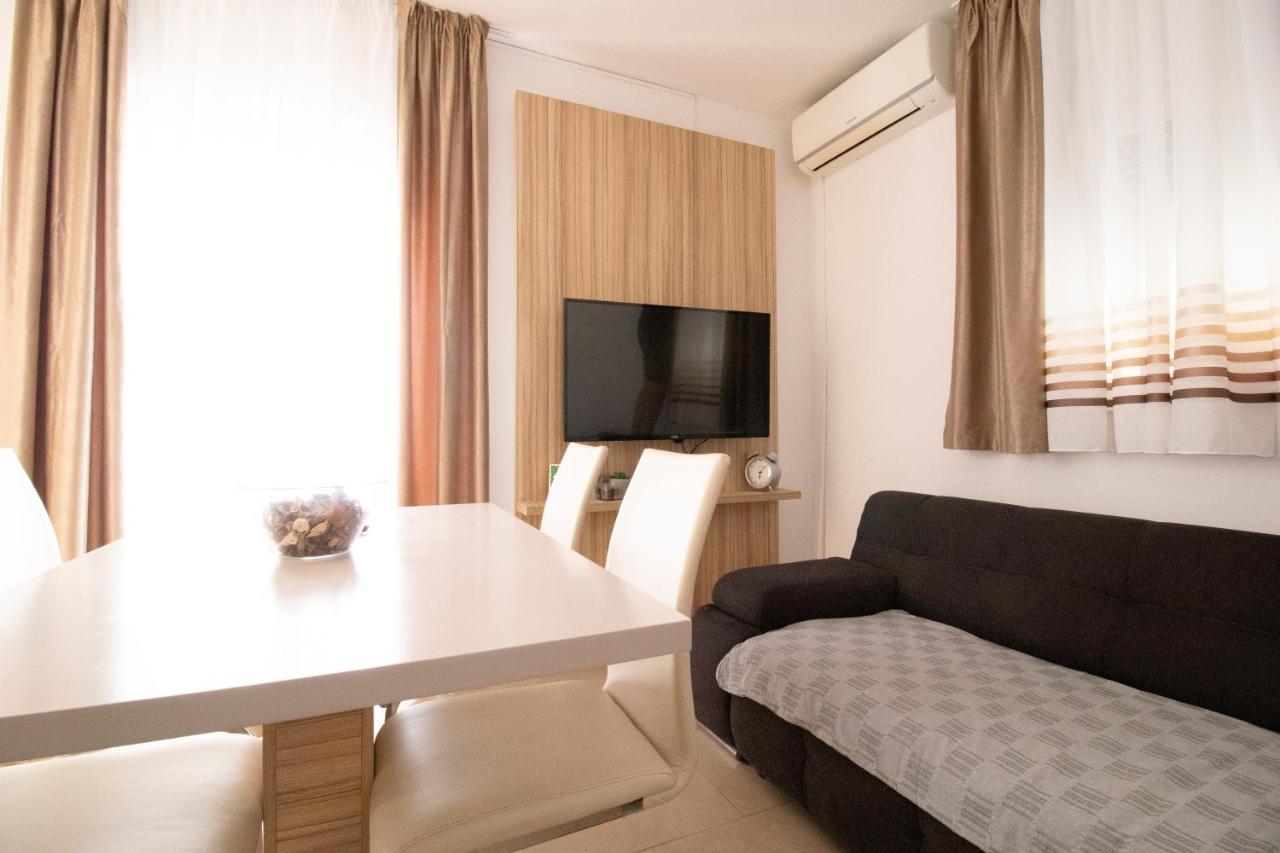 Apartmani Olivia Bibinje Esterno foto