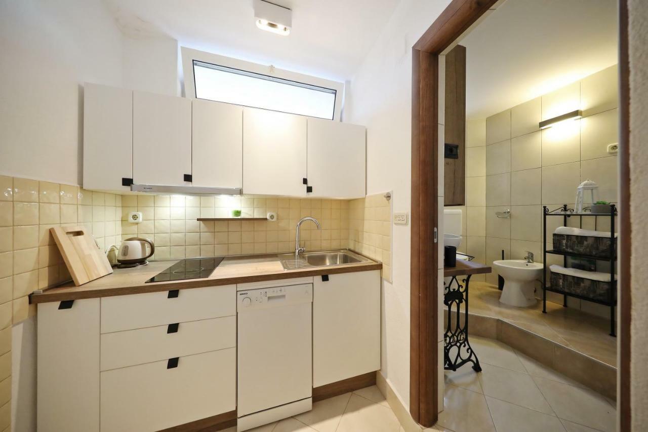 Apartmani Olivia Bibinje Esterno foto