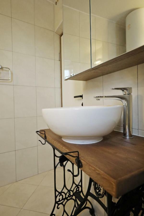 Apartmani Olivia Bibinje Esterno foto