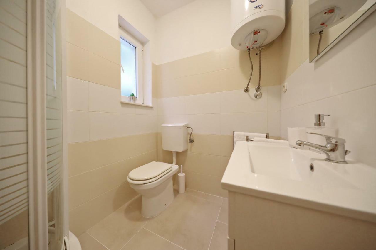 Apartmani Olivia Bibinje Esterno foto